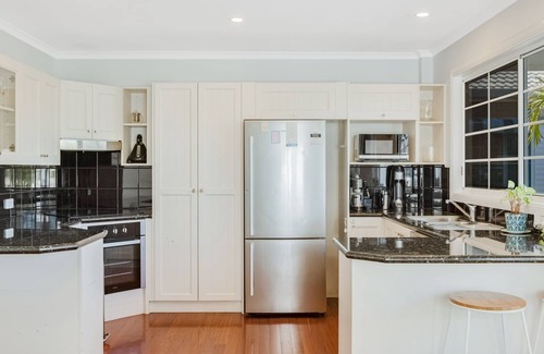 Tugun House | Tugun Beach House - Pet Friendly & Perfect for Families!