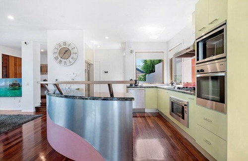 Tugun House | Tugun Lookout (Walk to Beach)