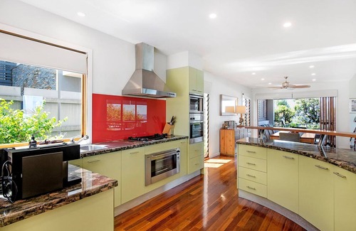Tugun House | Tugun Lookout (Walk to Beach)