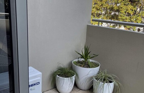 Taupo House | Tui Unit - So close to the lake +Pool