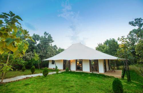 Bandra Resort | Tuli Veer Bagh Resort