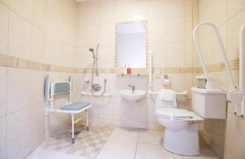 Lisnagunogue Hotel | Tullyglass House Hotel