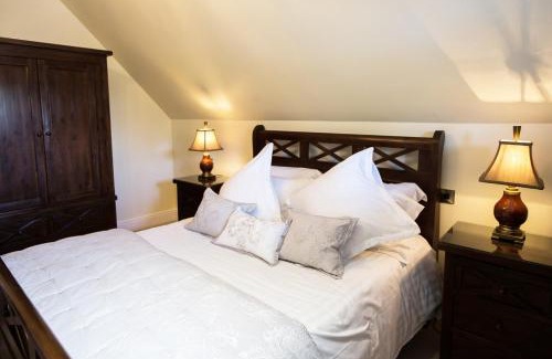 Lisnagunogue Hotel | Tullyglass House Hotel