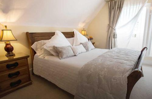 Lisnagunogue Hotel | Tullyglass House Hotel