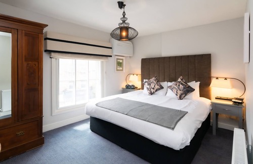 Thurlow Park Hotel | Tulse Hill