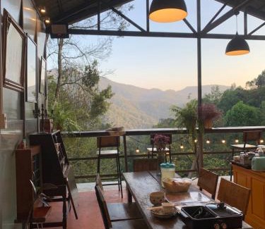 Mae On Cabin | Tumnanbanpok ตำนานบ้านป๊อก