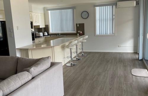 Tuncurry Apartment | Tuncurry Rockpool and Beach 2 min Walk - Newly renovated 3BR Unit
