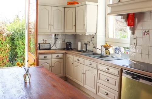 Seyches Other | Turreted Petit Château with magnificent views between Bordeaux & Bergerac
