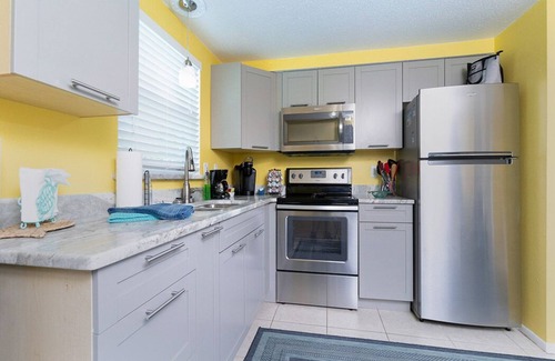 Englewood Villa | Turtle Cay at The Beach Shack! Come On Down!