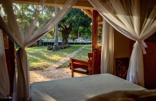 Tofo Cabin | Turtle Cove Self-Catering Lodge & Yoga Shala