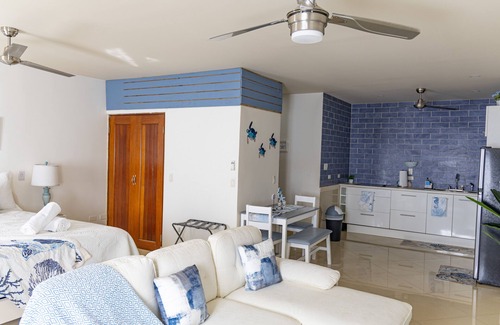 Maho Apartment | Turtle Den YOUR Maho Escape!