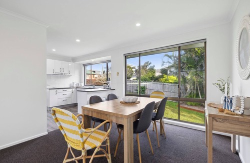 Corindi Beach Apartment | Turtle Lane, steps to the beach, pet-friendly, family beach house.