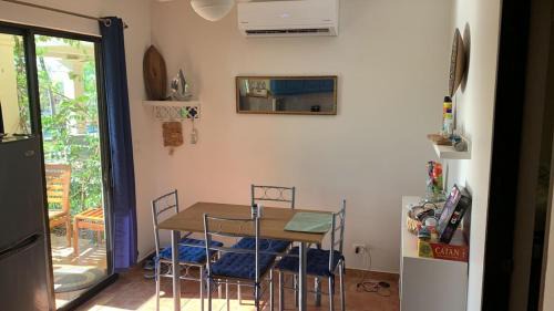 Coco Sunset Hills House | Turtle's Nest Condo