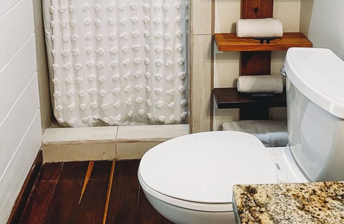 Cocoplum Villa | Turtle tides villa - located just outside of the lively Placencia village