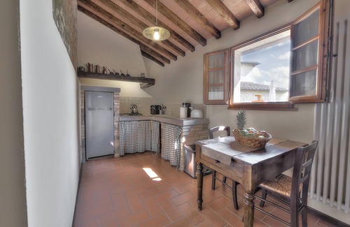 Montespertoli Apartment | Tuscan Apart for 4/5 persons, WIFI, AIR-CO, SW-POOL, all comforts in the country