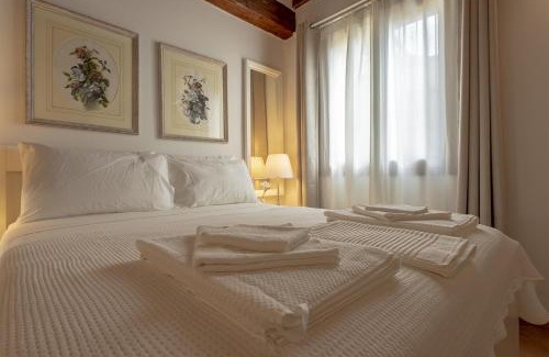 Campi Bisenzio Apartment | Tuscan Break