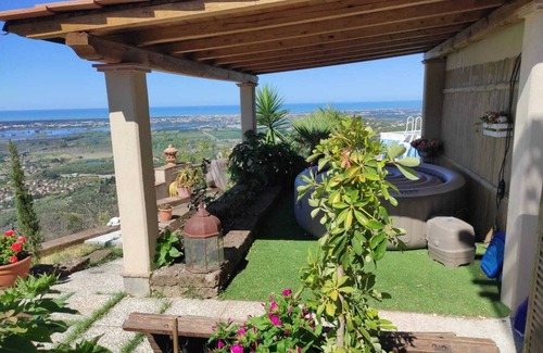 Massarosa House | Tuscan farmhouse with coastal views, new air conditioning and car recharge