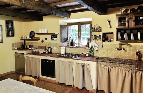 Arcidosso Villa | Tuscan stone villa with private pool surrounded by greenery
