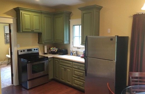 Carl Junction House | Tuscan Villa with Private Courtyard in Briarbrook (near Joplin Regional Airport)
