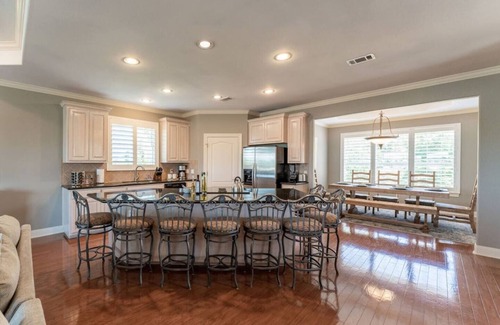 Point Venture House | Tuscany - Lake Travis Lakefront - Private Dock