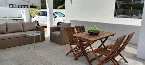 Calodyne Villa | Tush villa is a new, spacious, modern, cheerful
