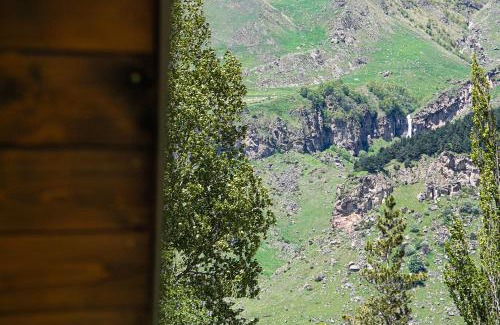Stepantsminda Villa | Tuta Area Cottage