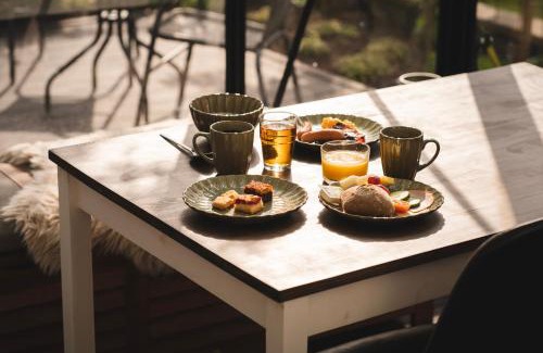 Skurup Bed & Breakfast | Två Systrar B&B