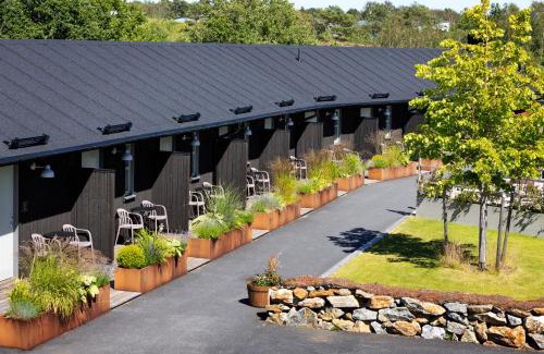 Fiskebackskil Hotel | Tweed Hotell Skaftö