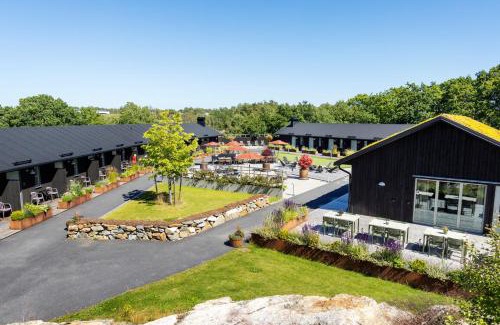 Fiskebackskil Hotel | Tweed Hotell Skaftö
