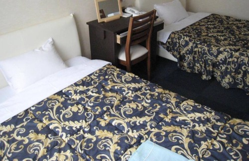 Ogaki House | Twin B Japanese and Western buffet style breakfas / Ogaki Gifu