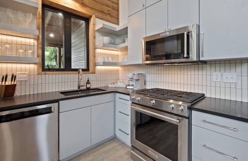 Broken Bow Cabin | Twin Cypress Luxury Cabin on the River in Broken Bow