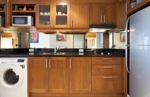 Chang Khlan Apartment | Twin Peaks, 515, 5 star studio.