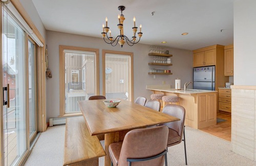 Salt Lake Mountain Resorts House | Twin Peaks Lodge - ski-in/out to Snowbird