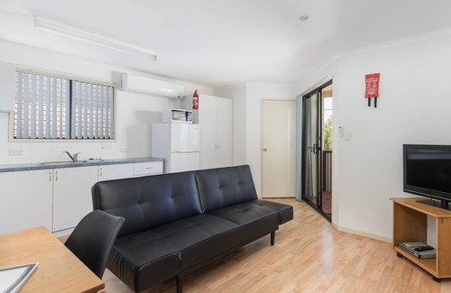 Dawesville RV Rental | Twin Waters Caravan Park - Dawesville