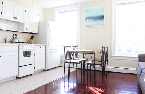 Harsimus Cove Condo | TwinCity 1 BR/1 BA- Minutes to NYC!