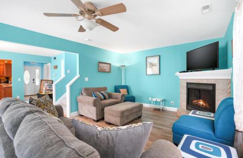 Cape Charles House | Twins at Bay - Modern luxuries in town!