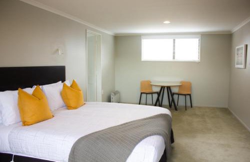 Twizel Hotel | Twizel Central Studio Accommodation