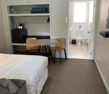 Twizel Hotel | Twizel Central Studio Accommodation