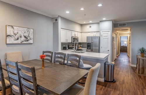 North Scottsdale Condo | TWO 2 bdrm condos in Grayhawk, resort pool & mountain views ground or top floor