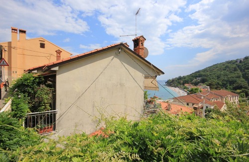 Obrs Apartment | Two bedroom apartment with terrace and sea view Mošćenička Draga, Opatija (A-7906-b)
