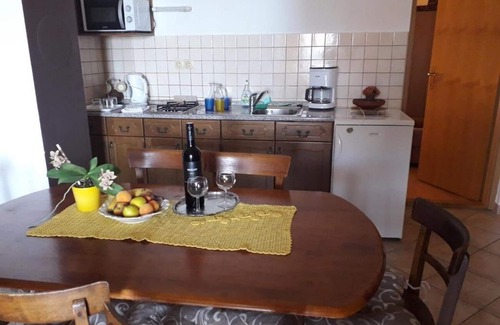 Povile Apartment | Two bedroom apartment with terrace and sea view Povile, Novi Vinodolski (A-20643-a)
