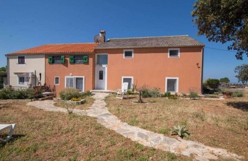 Veli Losinj Apartment | Two bedroom apartment with balcony and sea view Bonić, Lošinj (A-23056-c)