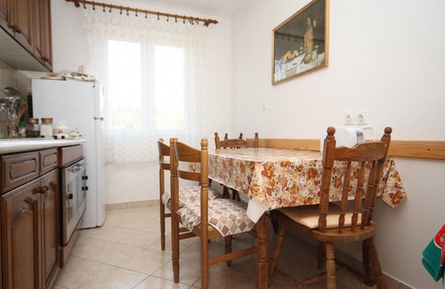 Pokrivenik Apartment | Two bedroom apartment near beach Cove Pokrivenik, Hvar (A-8673-a)
