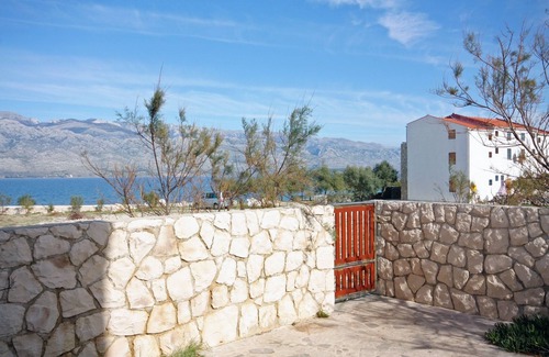 Razanac Apartment | Two bedroom apartment near beach Ražanac, Zadar (A-5766-h)