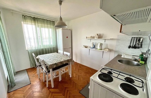 Maslinica Apartment | Two bedroom apartment near beach Maslinica, Šolta (A-774-b)
