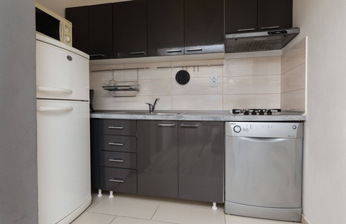 Mimice Apartment | Two bedroom apartment near beach Mimice, Omiš (A-2736-f)