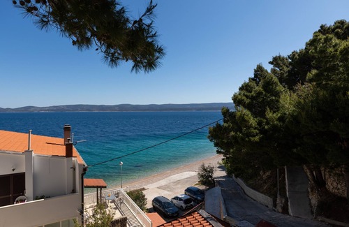 Mimice Apartment | Two bedroom apartment near beach Mimice, Omiš (A-2736-f)
