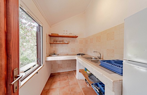 Zrnovo Apartment | Two bedroom apartment near beach Cove Bratinja Luka, Korčula (A-4434-a)