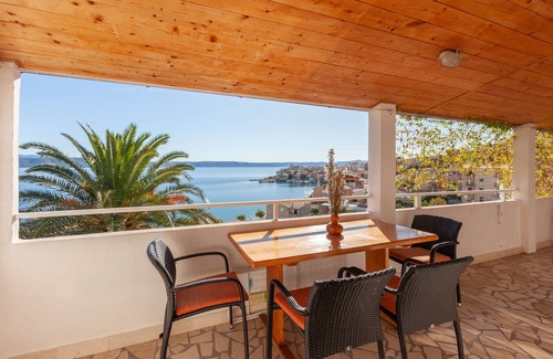 Igrane Apartment | Two bedroom apartment near beach Igrane, Makarska (A-310-b)