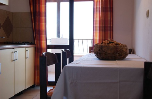 Zavala Apartment | Two bedroom apartment near beach Zavala, Hvar (A-553-b)